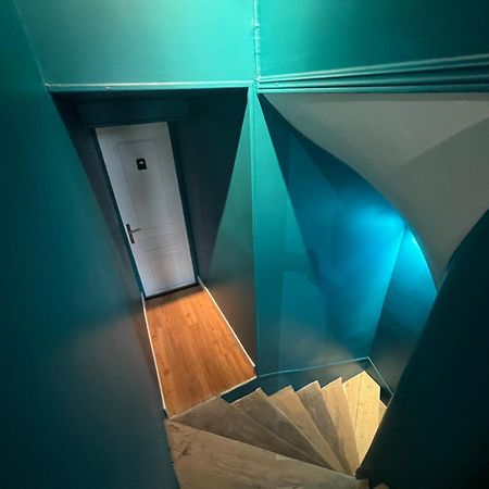 Guest House Close To Disney! Montevrain Bagian luar foto
